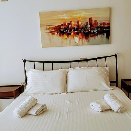 Polyxeni Apartments & Rooms Qeparo Bagian luar foto