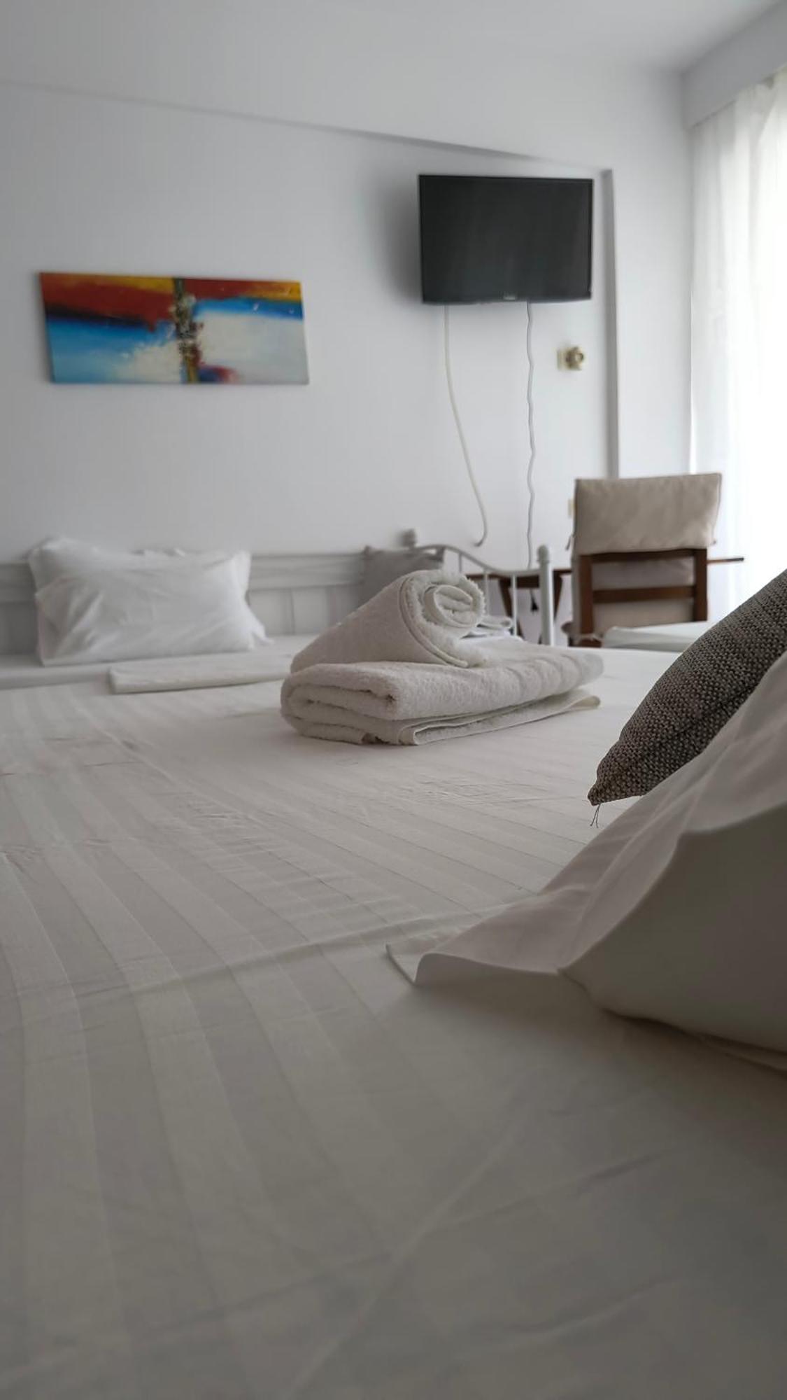 Polyxeni Apartments & Rooms Qeparo Bagian luar foto