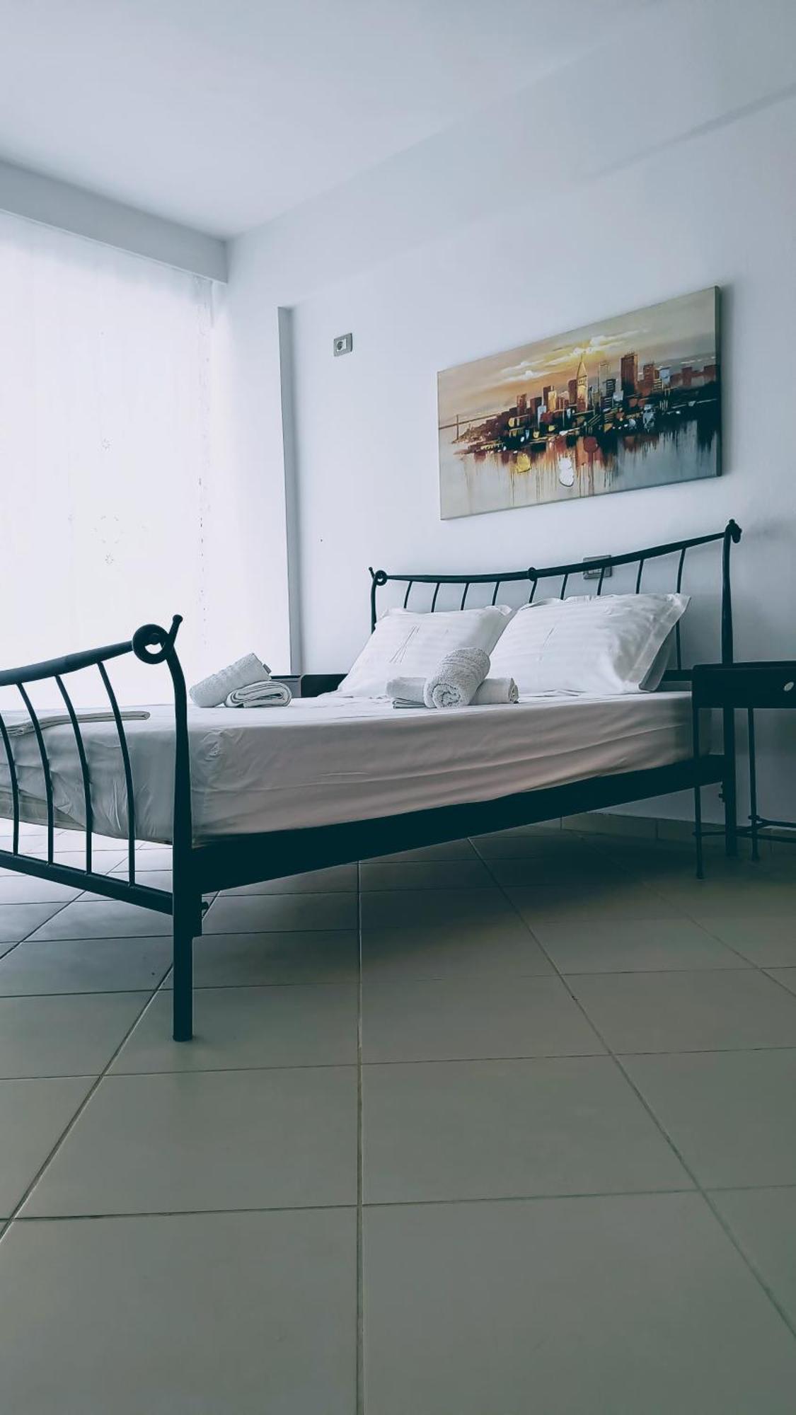 Polyxeni Apartments & Rooms Qeparo Bagian luar foto