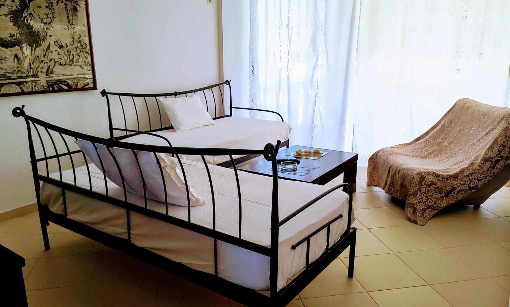 Polyxeni Apartments & Rooms Qeparo Bagian luar foto