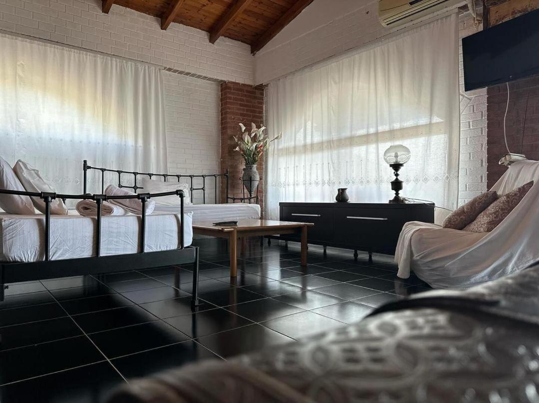 Polyxeni Apartments & Rooms Qeparo Bagian luar foto