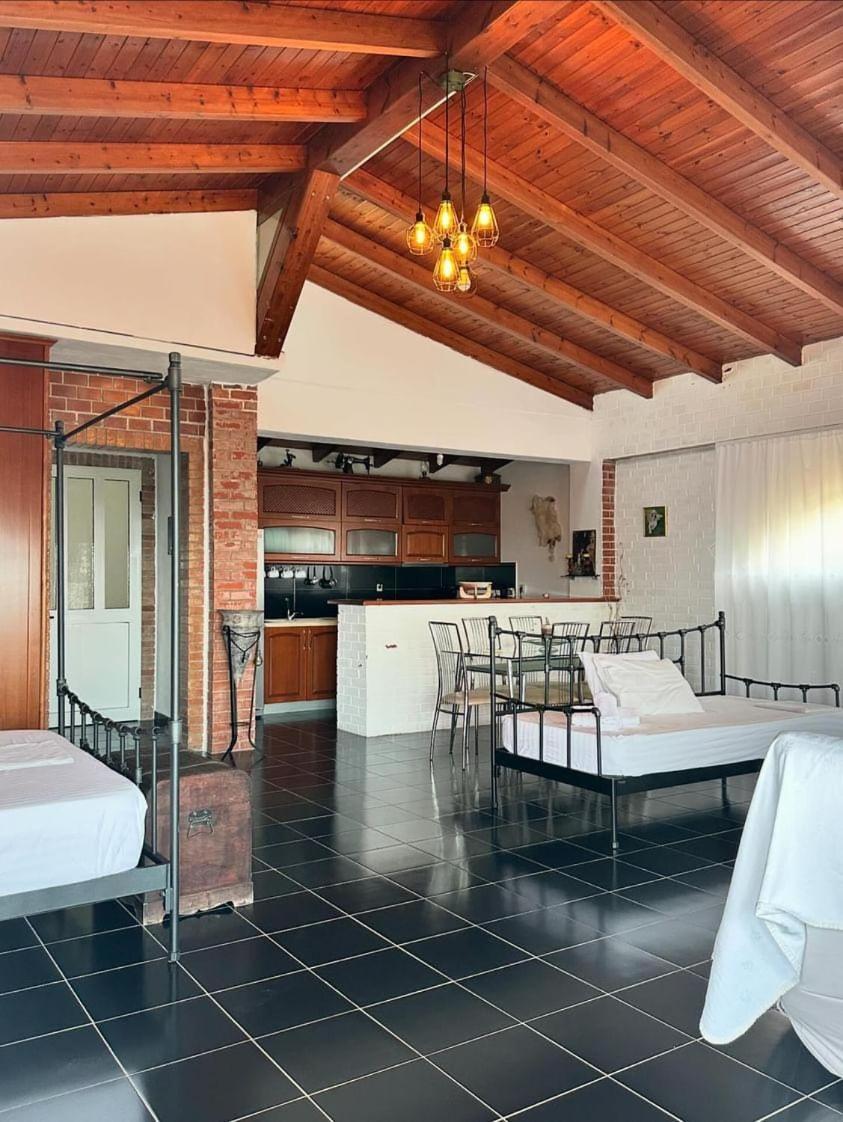 Polyxeni Apartments & Rooms Qeparo Bagian luar foto